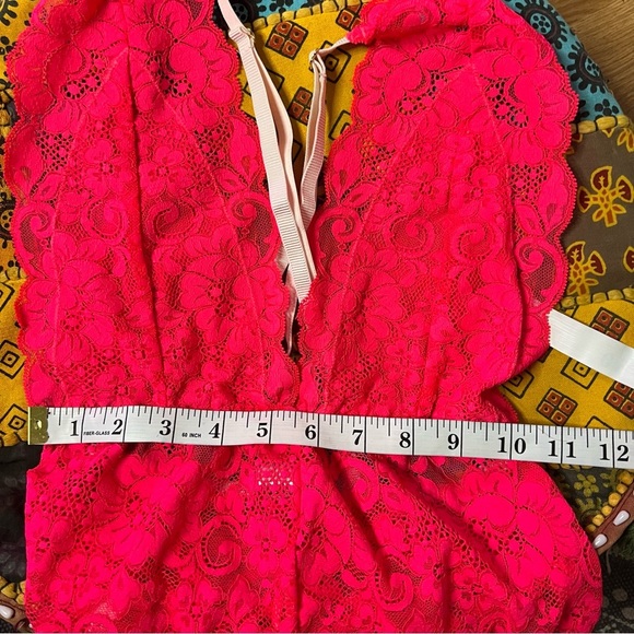 We Are HAH! | Comin' in HAHt! Deep-V ♻️ Lace Bodysuit in HAHt Lava, sz: sm. EUC - Picture 3 of 10